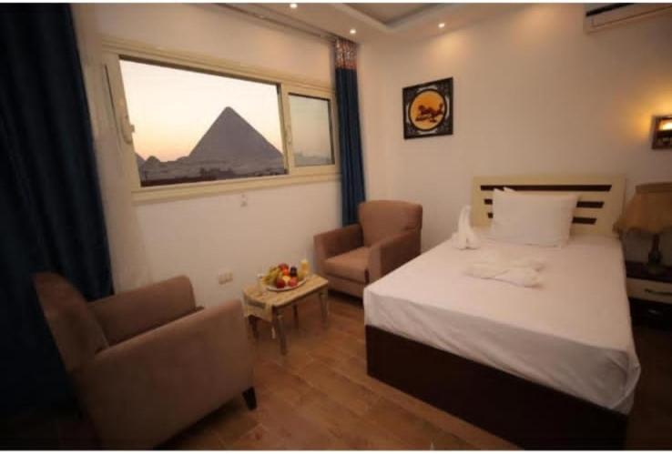 Pyramid View Gh Hotel Kafrat al Jabal Exterior photo