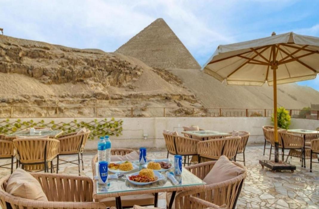 Pyramid View Gh Hotel Kafrat al Jabal Exterior photo