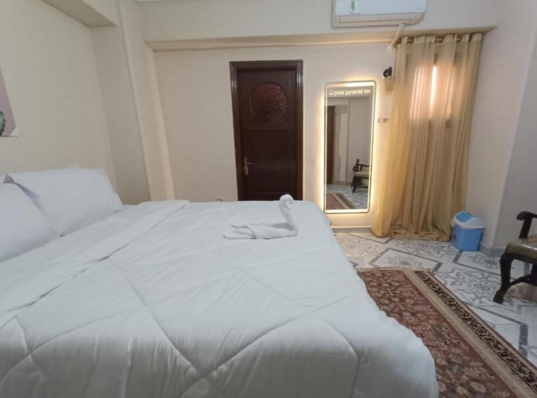 Pyramid View Gh Hotel Kafrat al Jabal Exterior photo