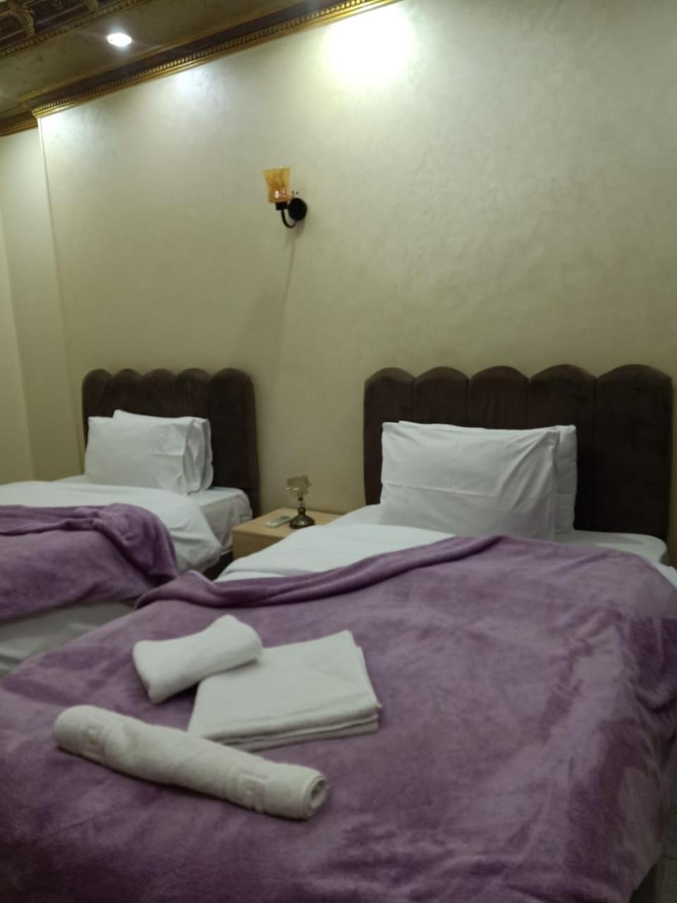 Pyramid View Gh Hotel Kafrat al Jabal Exterior photo